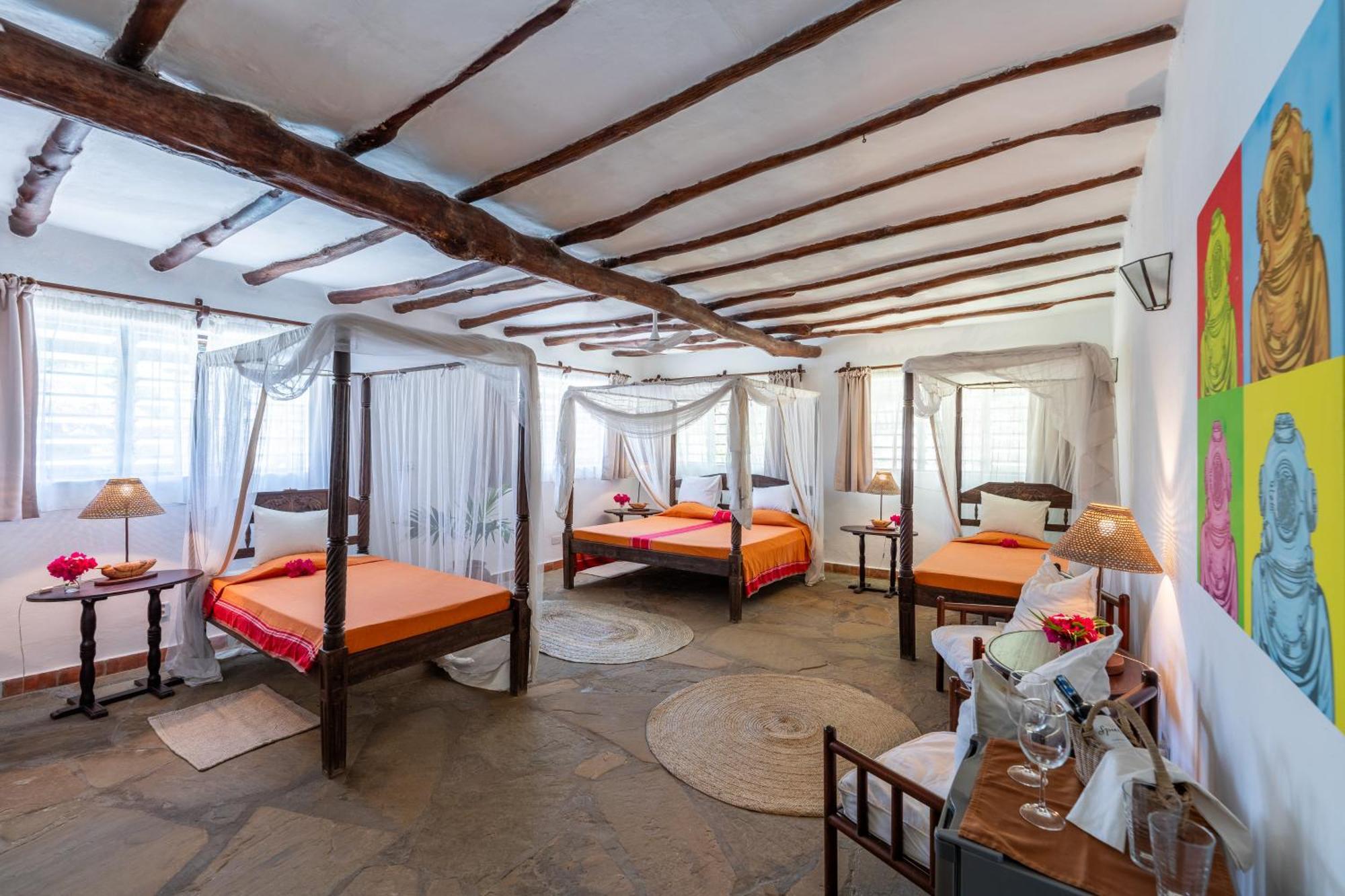 Diani Marine Divers Village Diani Beach Exteriér fotografie